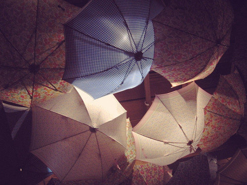 关于下雨的唯美句子_冷冷的街道冷冷的雨