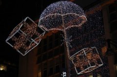 伤感非主流说说带图片_愿我与孤独终老