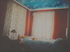 多愁伤感的句子 微笑掺杂多少忧伤