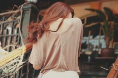 伤感忧郁的个性微信网名_冲淡了所有_心碎了才懂