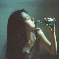 超拽两闺蜜头像一人一张