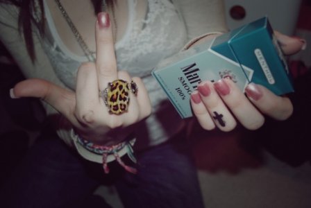 失恋心碎的qq伤感网名