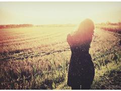 关于感情伤感的句子 痛到心碎的句子