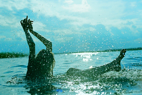 关于女孩子励志的句子