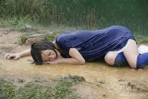 形容心里很难过的句子