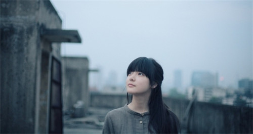 描写古装美女的句子