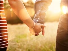 赞美妻子的话 赞美妻子辛苦的话语