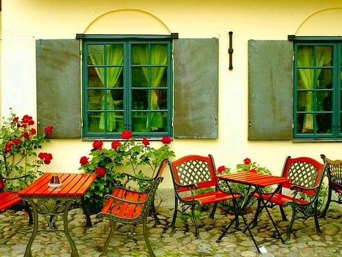 关于善良的朋友圈句子 善良单纯怎么发朋友圈的句子