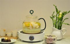 一个人喝茶悠闲的句子 一个人喝茶的心情说说