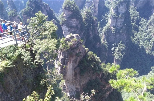 游完张家界发朋友圈的句子 发张家界朋友圈配文字