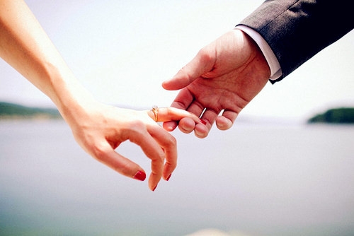 难懂又有深意的情侣网名四字