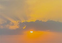 适合发朋友圈的伤感黄昏文案