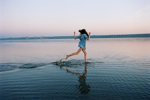 带江字的网名女生三个字