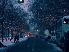 写夜景灯光唯美的句子 形容灯光很美的一句话