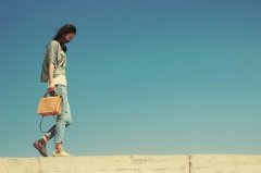 刮大风春天适合发朋友圈的句子