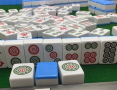 打麻将可以发朋友圈的句子