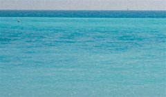 适合在海边发的朋友圈句子