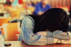 所有的心酸委屈自己扛的句子(39句)