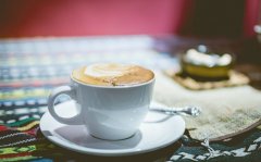 赞美老年生活阳光精彩句子(精选29句)