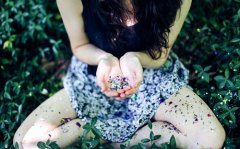 晚上睡觉发圈的好句子开心(53句)