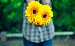 快过年了却高兴不起来的说说(精选53句)