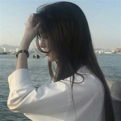 特别有气质的女生背影头像(16张)