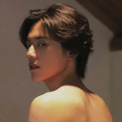 最近比较火的男生头像(27张)