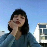 蓝色系清新文艺高清女头图片(21张)