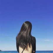 高清时尚的女生背影qq头像图片(18张)