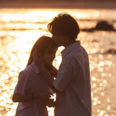 温柔到极致的情侣头像(共16张)