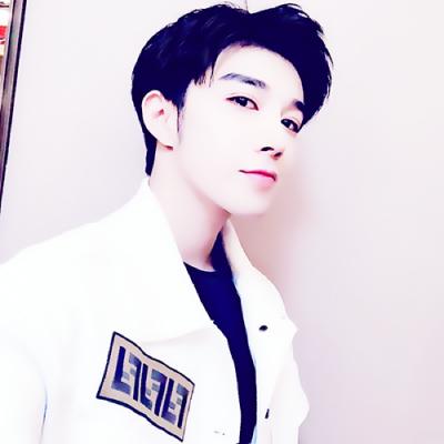 超拽帅哥男生头像图片大全(20张)