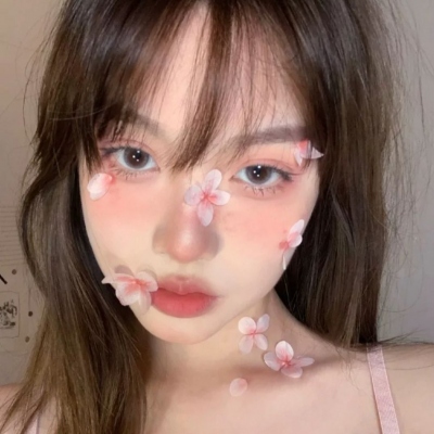 可盐可甜的女孩头像(精选40张)