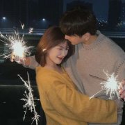 qq头像情侣单人一男一女高清图片大全(优选16张)