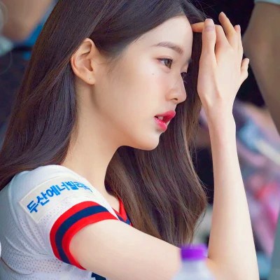 2023最火最流行的女生微信头像大全(精选24张)