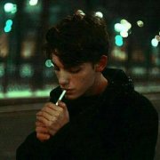 qq伤感欧美男头像大全(共20张)