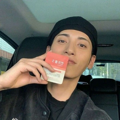 最帅最酷的男生头像图片(优选25张)