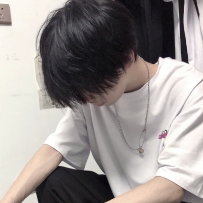 最帅最酷的男生头像图片(优选25张)